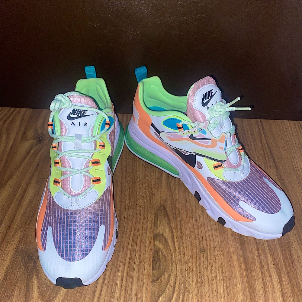 Nike Air Max 270 React SE Light Arctic Pink